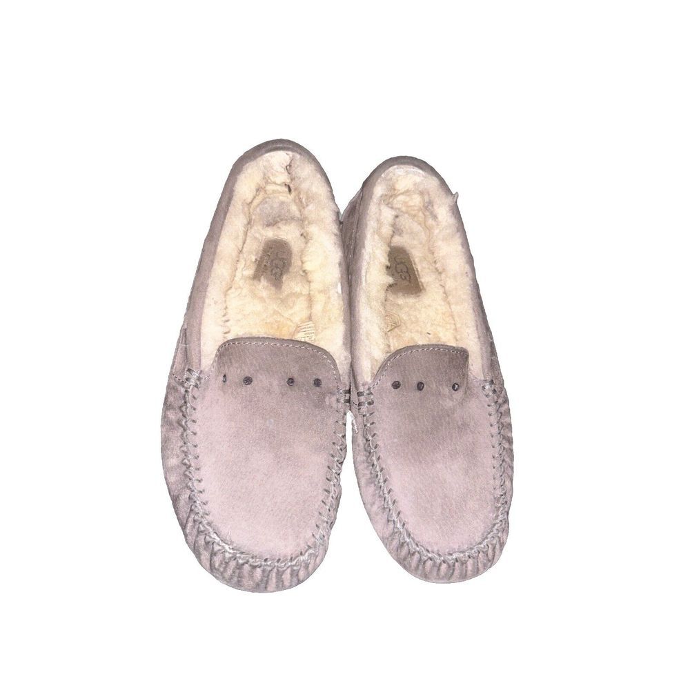 UGG Women's Size 8 Gray Suede Sheepskin Moccasins Slippers (5612)